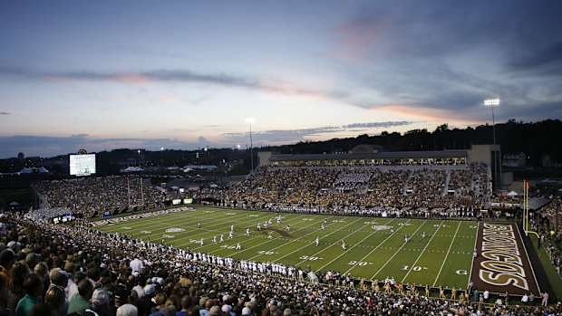 Western Michigan honors 'teammate' who died from cerebral palsy